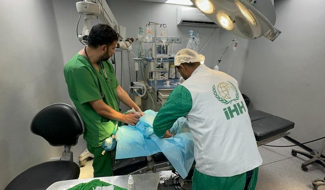 Sakarya İHH Gazze’de 15 ameliyat yaptırdı