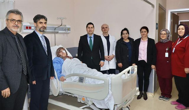 Geyve Devlet Hastanesinde ilk katarakt ameliyatı başarıyla gerçekleştirildi