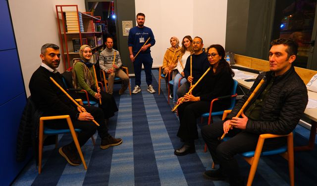 SAMEK, Yeşilay Gençlik Merkezi’nde 9 branşta kurslara başladı