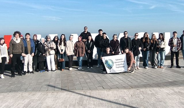 Büyükşehir’in tanıtım gezileriyle adım adım şehri keşfediyorlar