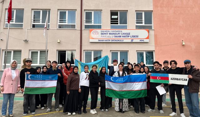 İmam Hatipte Türki Cumhuriyetler rüzgarı