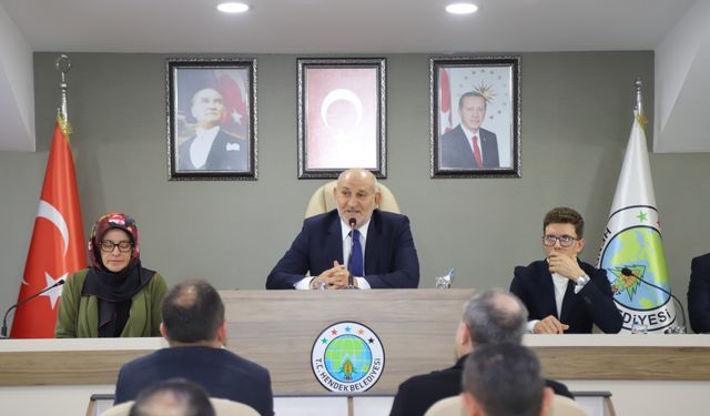 Hendek'te yılın ilk meclisi toplandı