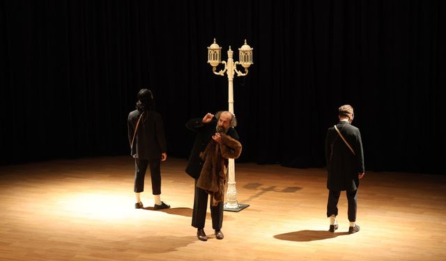 “Carmen” tiyatroseverlerden alkışları topladı