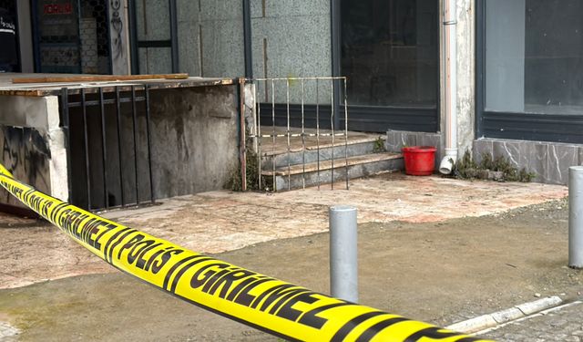 Pasaj bodrumunda erkek cesedi bulundu