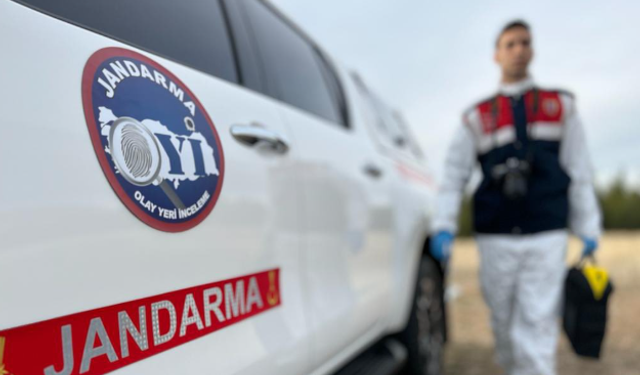 Evinde ölü bulundu