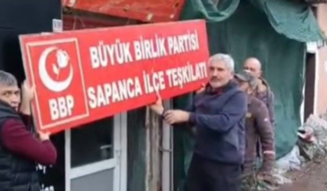 BBP Sapanca'da istifa depremi; Tabelayı da indirdiler