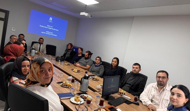 Ferizli MYO’da Akademik Performans Değerlendirme Toplantısı