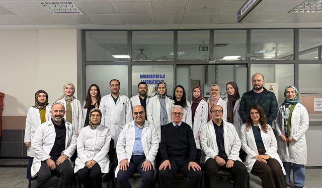 SAÜ Tıbbi mikrobiyoloji ana bilim dalı 2025’te 17 dış kaynaklı projede yer aldı