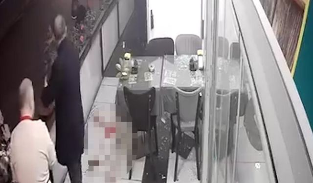 Kebapçıya silahlı saldırı kamerada