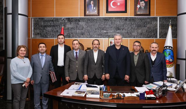 Serdivan Belediyesi ve Hizmet-İş Sendikası arasında toplu iş sözleşmesi imzalandı