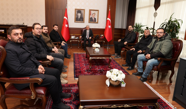 Kanatlı üreticilerinden Vali Doğan’a ziyaret