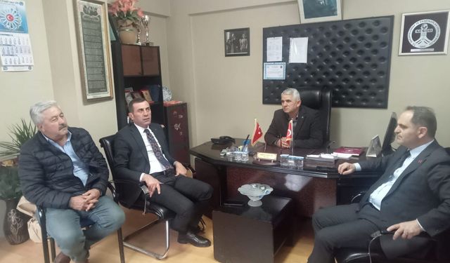 Curoğlu: Pamukova esnafı nefes alana kadar sahadayız