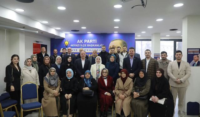 Çiğdem Erdoğan Atabek Akyazı’da partililerle buluştu