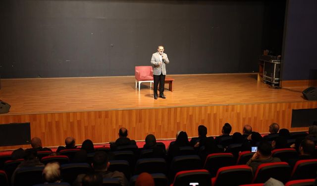 Ramazan’ın son buluşmasında Erzincanlı’dan duygu dolu gece