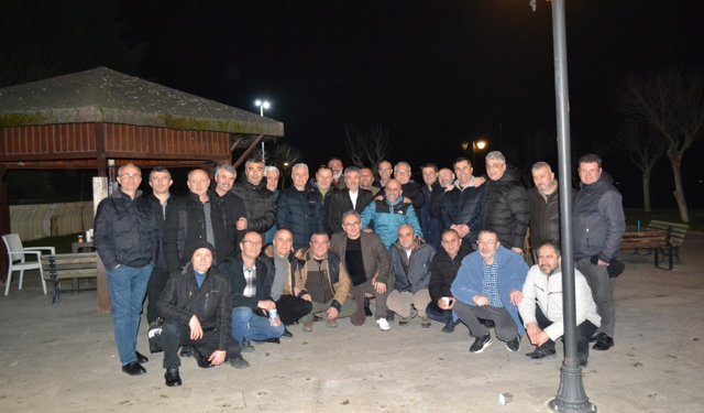 Arifiye mezunları iftarda bir araya geldi