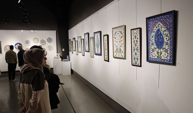 Genç sanatçıların hazırladığı “Topraktan Geleneğe Çini” sergisi OSM’de açıldı