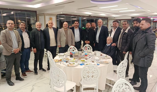 Sakarya Vanlılar Derneği’nden birlik ve dayanışma iftarı