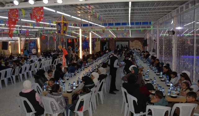 Sakarya’dan kardeş şehir Şam’da gönül sofraları