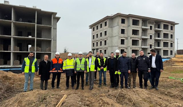 Hendek İkbaliye Mahallesi'nde TOKİ konutları yükseliyor