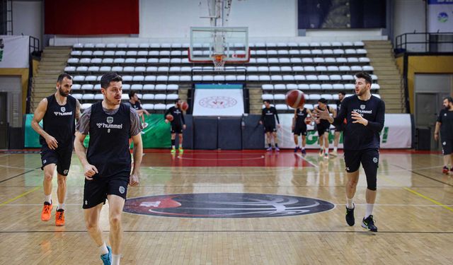 Büyükşehir Basketbol play-off hazırlıklarını sürdürüyor