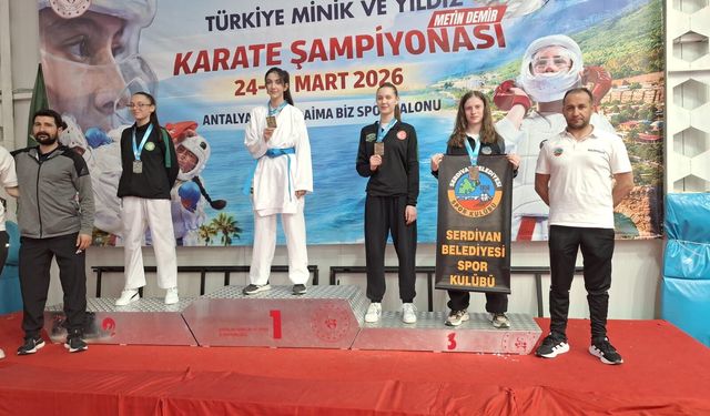 Serdivan’ın genç pehlivanlarından tarihi başarı: Grup şampiyonluğu geldi