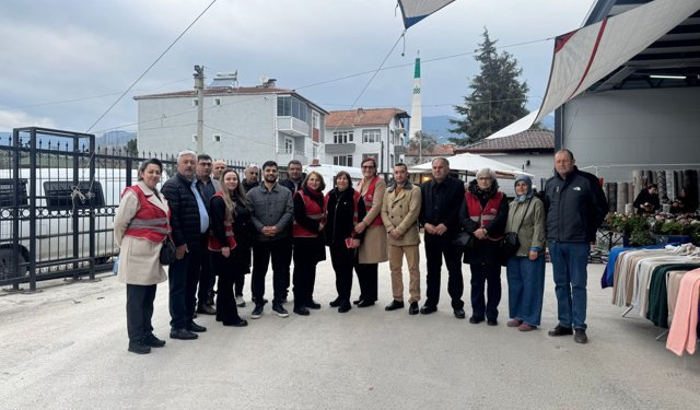 CHP’li kadınlar bu hafta Pamukova pazarındaydı