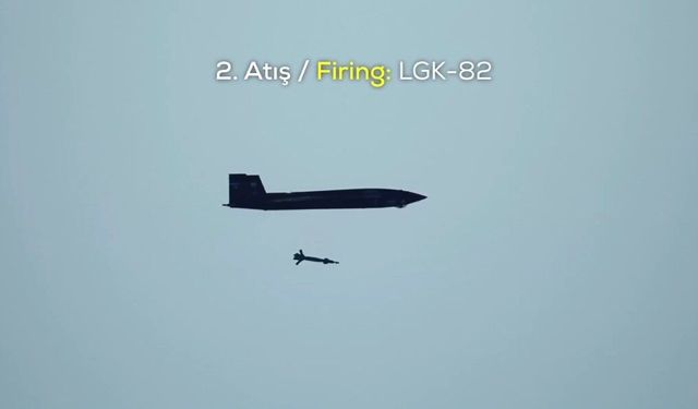 KIZILELMA LGK-82 ve TEBER-82 mühimmatlarıyla hedefi vurdu