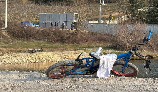 Gölete giren çocuktan acı haber