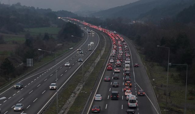 Ramazan Bayramı'nda Bolu'dan 331 bin araç geçiş yaptı