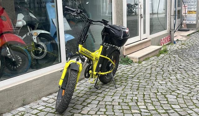 Elektrikli bisikletten düşen sürücü yaralandı