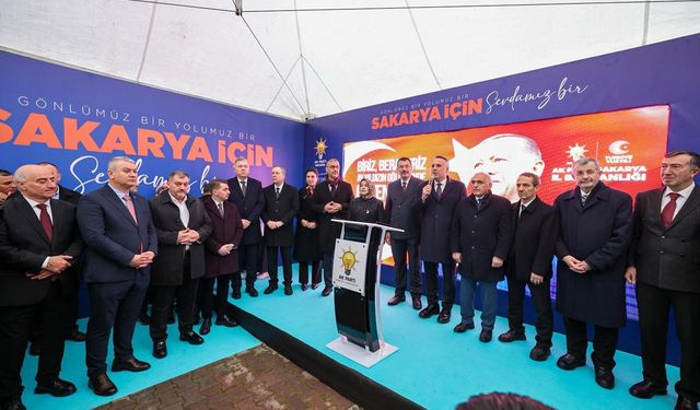 AK Parti Sakarya Teşkilatı bayramlaşma programında bir araya geldi