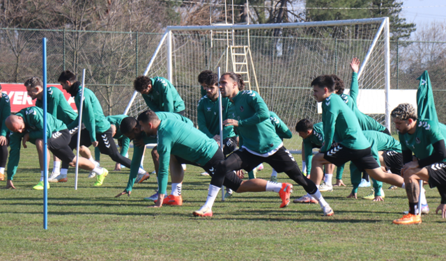 Sakaryaspor, Adana Demirspor mesaisinde