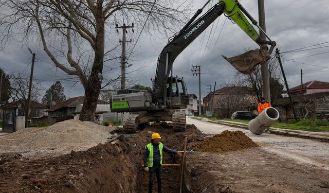 Karakamış Mahallesi’ne 3 bin 500 metrelik yağmursuyu hattı kısa sürede kazandırıldı
