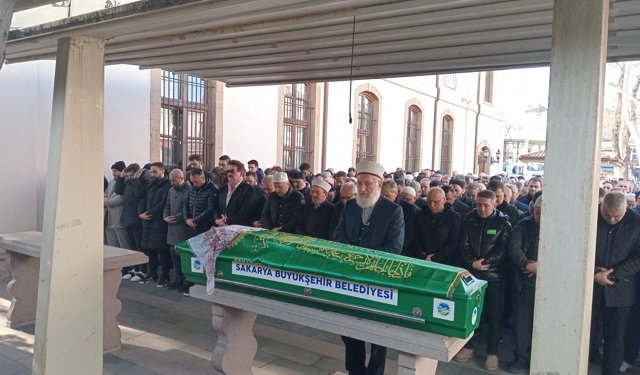 Hakan Tenekeci’nin annesi son yolculuğuna uğurlandı