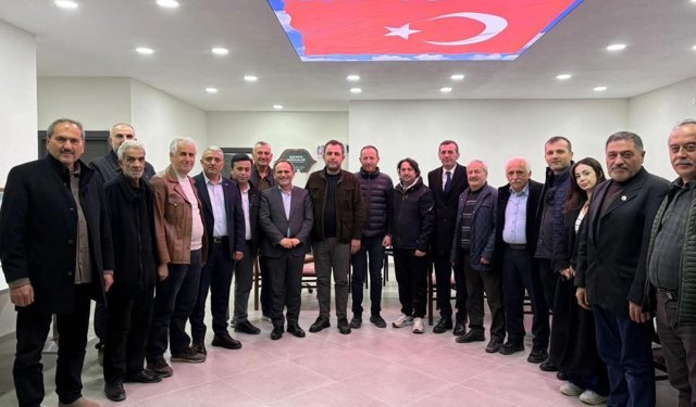 Sakarya'daki Ordululara Özgür Özel mitingi daveti