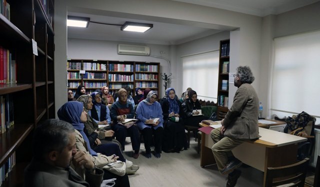 Büyükşehir Akademi’de kültür ve sanat dolu eğitimler sürüyor