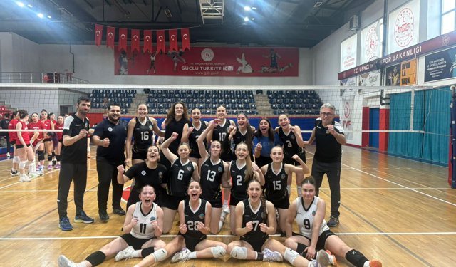 Serdivan’ın Sultanları Marmara Bölge Şampiyonası’na damga vurdu