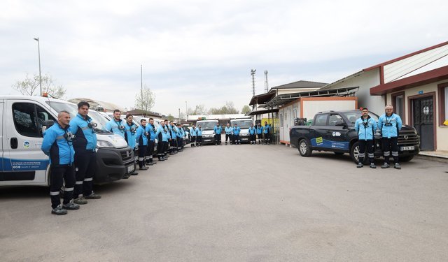 Ekip sahaya indi, şehrin her ‘karışında’ mücadele başladı