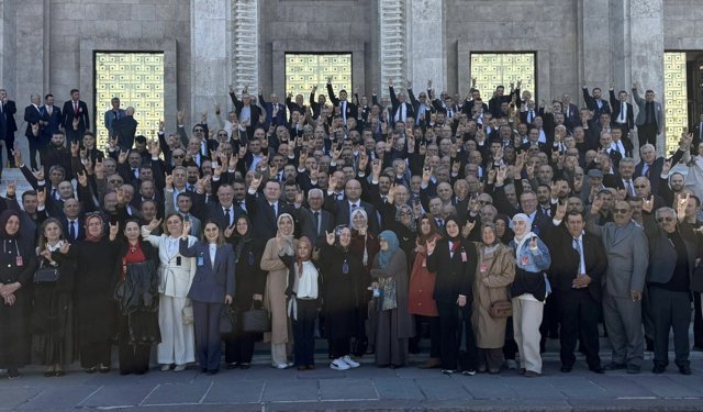MHP Sakarya'dan 350 kişi ile Ankara çıkarması