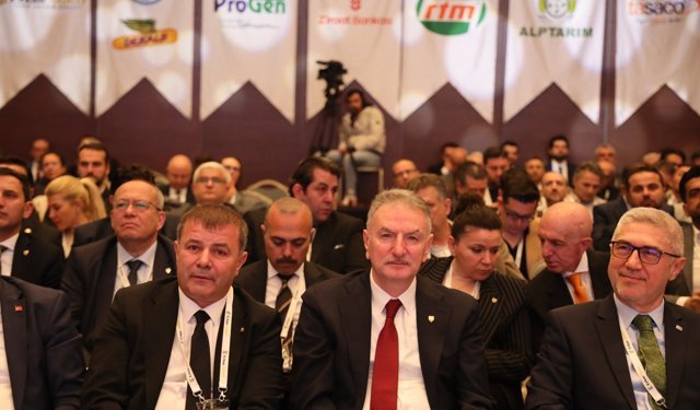 Sakarya Ticaret Borsası Hububat Kongresi’ne katıldı