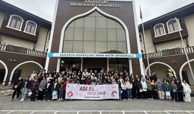 Ada Dil projesinin 2. yılında Adapazarı'nda 'Türkçe' şahlandı