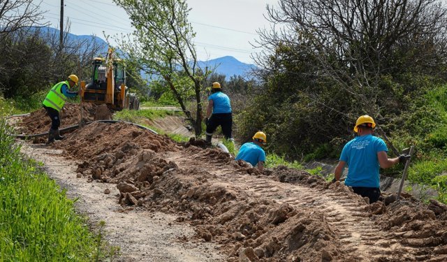 Pamukova’da yerin 115 metre altından gelen kaynak abonelere ulaştırılacak