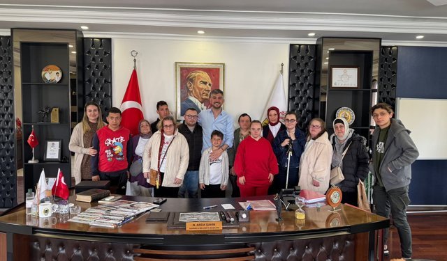 Başkan Şahin’e aynı gün iki anlamlı buluşma