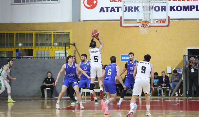 Büyükşehir Basketbol Play-Off’ta sahne alıyor: Çeyrek Finalde Çiftlikköy’ü ağırlıyor