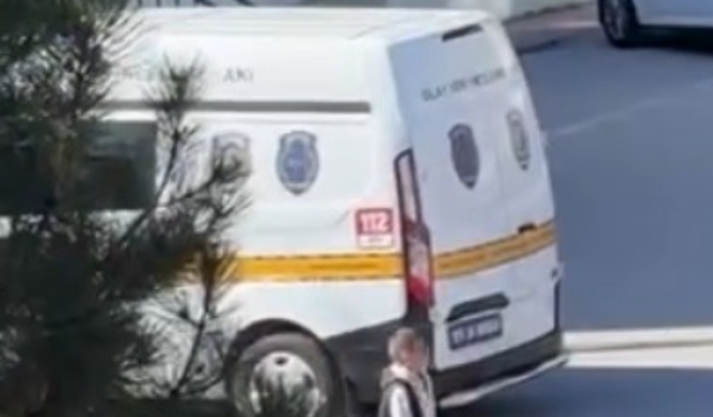 Okul tuvaletinde kuru sıkı silah ve tehdit notu bulundu