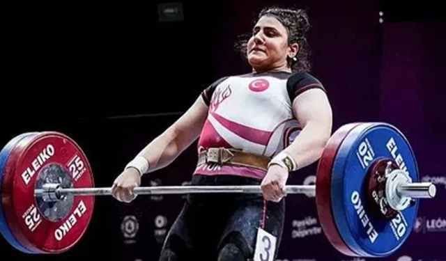 Milli halterci Tuana Süren, Avrupa üçüncüsü