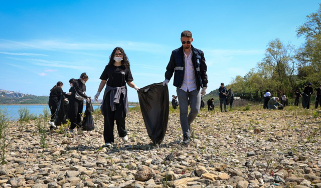 Sapanca Gölü için el ele: 85 torba atık toplandı