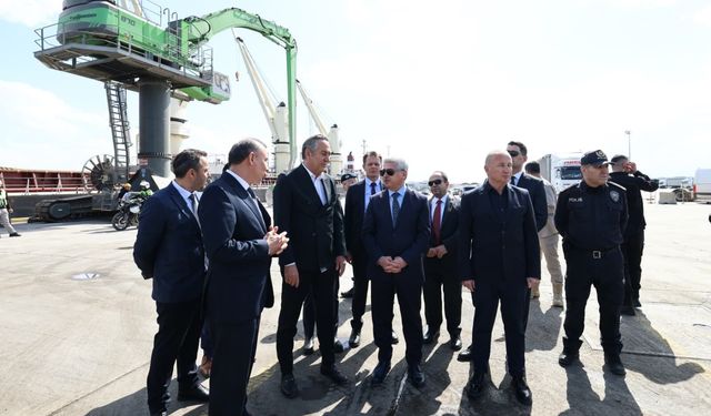 Vali Doğan'dan Karasu'da liman ve sahil güvenliğe ziyaret