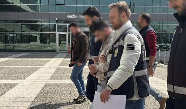 Sakarya'da yakalanmıştı... 2 yaşlı kadının kabusu olan dolandırıcı tutuklandı
