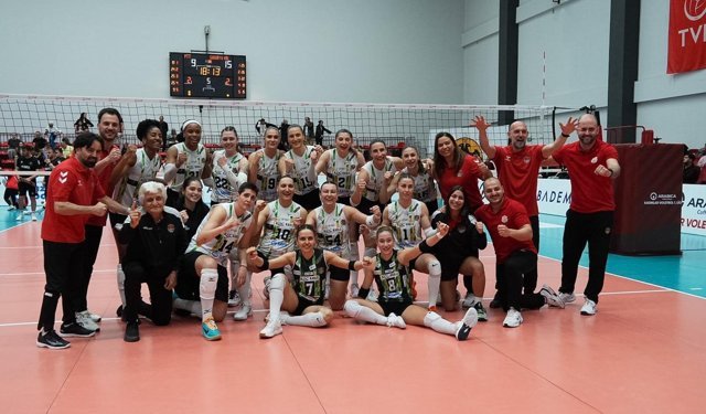 Sakarya Voleybol'da umutlar son maça kaldı